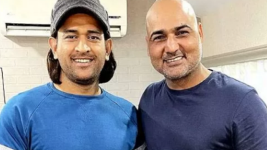 MS Dhoni with Mihir Diwakar